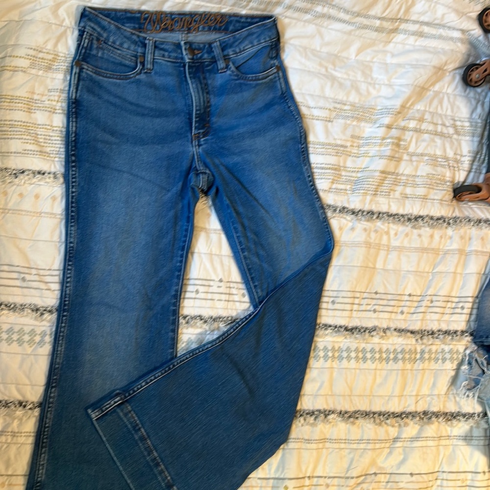 Wrangler boot cut jeans 27 x 32 high-rise trouser